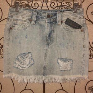 New MISS ME High-Rise Denim Skirt Size 28